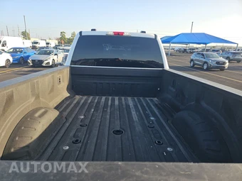2025 Ford Super Duty F-250 XLT Crew Cab Long Bed - miniatura 16