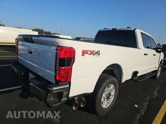 2025 Ford Super Duty F-250 XLT Crew Cab Long Bed - miniatura 4