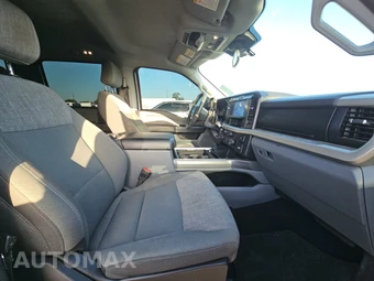 2025 Ford Super Duty F-250 XLT Crew Cab Long Bed - miniatura 8