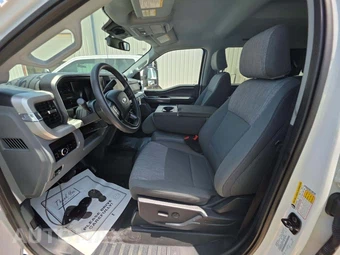 2025 Ford Super Duty F-250 XLT Crew Cab Long Bed - miniatura 6