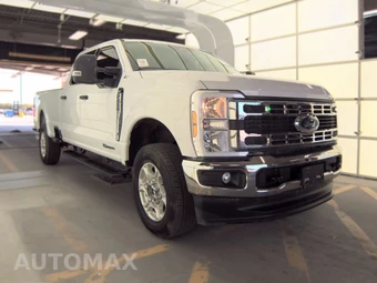 2025 Ford Super Duty F-250 XLT Crew Cab Long Bed - miniatura 3