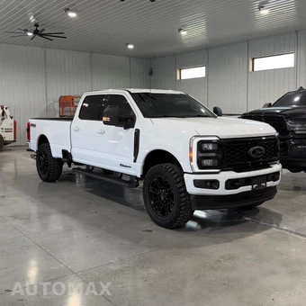 2025 Ford Super Duty F-250 XLT Crew Cab Long Bed - miniatura 1