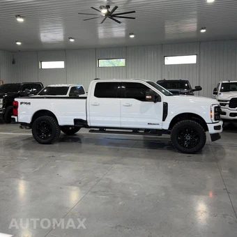 2025 Ford Super Duty F-250 XLT Crew Cab Long Bed - miniatura 2