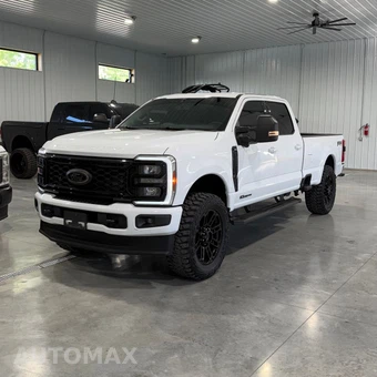 2025 Ford Super Duty F-250 XLT Crew Cab Long Bed - miniatura 6