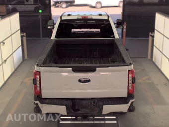 2025 Ford Super Duty F-250 XLT Crew Cab Long Bed - miniatura 5