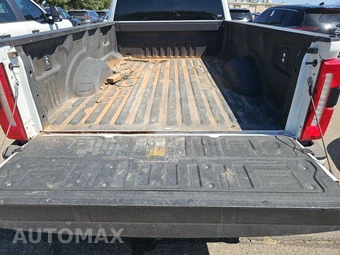2025 Ford Super Duty F-250 XLT Crew Cab Long Bed - miniatura 17