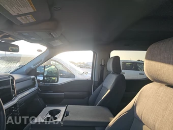 2025 Ford Super Duty F-250 XLT Crew Cab Long Bed - miniatura 14