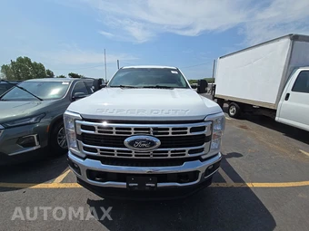 2025 Ford Super Duty F-250 XLT Crew Cab Long Bed - miniatura 2