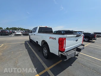 2025 Ford Super Duty F-250 XLT Crew Cab Long Bed - miniatura 6
