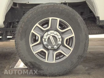 2025 Ford Super Duty F-250 XLT Crew Cab Long Bed - miniatura 12
