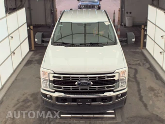 2025 Ford Super Duty F-250 XLT Crew Cab Long Bed - miniatura 2