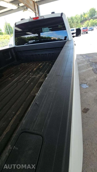 2025 Ford Super Duty F-250 XLT Crew Cab Long Bed - miniatura 32