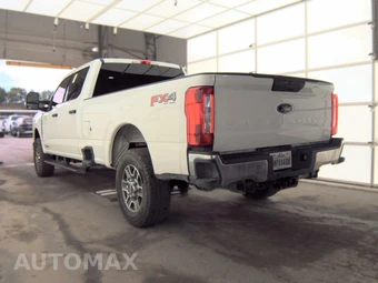 2025 Ford Super Duty F-250 XLT Crew Cab Long Bed - miniatura 8
