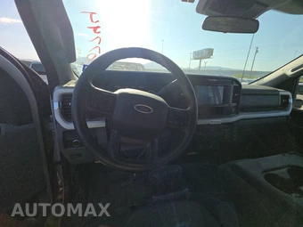 2025 Ford Super Duty F-250 XLT Crew Cab Long Bed - miniatura 11