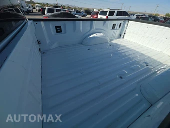 2025 Ford Super Duty F-250 XLT Crew Cab Long Bed - miniatura 17