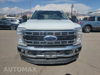 2025 Ford Super Duty F-250 XLT Crew Cab Long Bed - miniatura 2