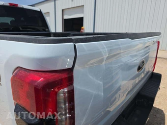 2025 Ford Super Duty F-250 XLT Crew Cab Long Bed - miniatura 27