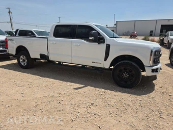 2025 Ford Super Duty F-250 XLT Crew Cab Long Bed - miniatura 4