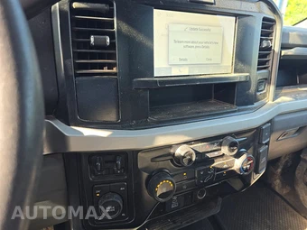 2025 Ford Super Duty F-250 XLT Crew Cab Medium Bed - miniatura 11