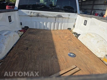 2025 Ford Super Duty F-250 XLT Crew Cab Medium Bed - miniatura 16