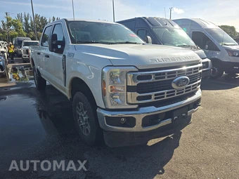 2025 Ford Super Duty F-250 XLT Crew Cab Medium Bed - miniatura 3