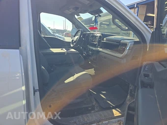 2025 Ford Super Duty F-250 XLT Crew Cab Medium Bed - miniatura 8
