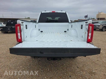 2025 Ford Super Duty F-250 XLT Crew Cab Medium Bed - miniatura 11
