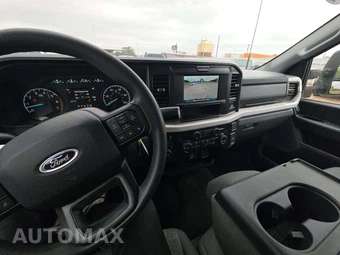 2025 Ford Super Duty F-250 XLT Crew Cab Medium Bed - miniatura 7
