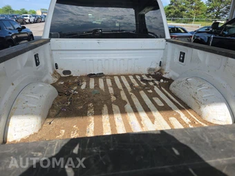 2025 Ford Super Duty F-250 XLT Crew Cab Medium Bed - miniatura 16