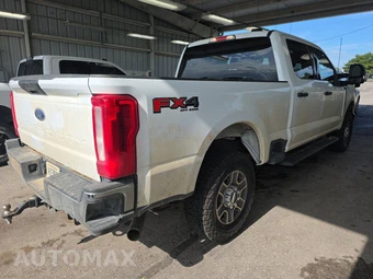2025 Ford Super Duty F-250 XLT Crew Cab Medium Bed - miniatura 4