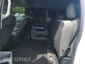 2025 Ford Super Duty F-250 XLT Crew Cab Medium Bed - miniatura 13