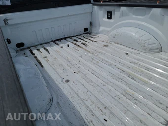 2025 Ford Super Duty F-250 XLT Crew Cab Medium Bed - miniatura 16