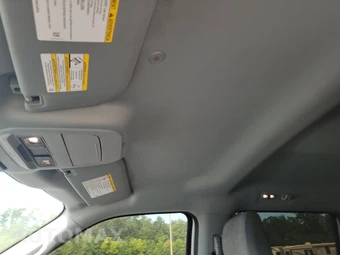 2025 Ford Super Duty F-250 XLT Crew Cab Medium Bed - miniatura 17