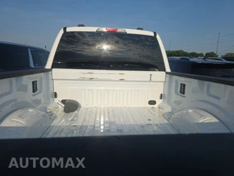 2025 Ford Super Duty F-250 XLT Crew Cab Medium Bed - miniatura 16