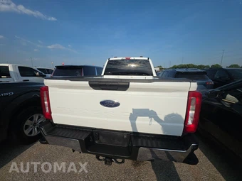 2025 Ford Super Duty F-250 XLT Crew Cab Medium Bed - miniatura 5