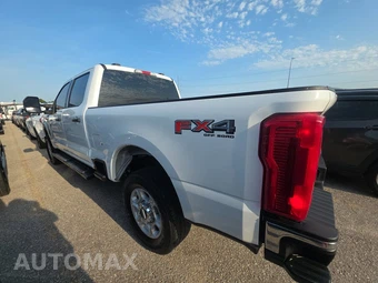2025 Ford Super Duty F-250 XLT Crew Cab Medium Bed - miniatura 6