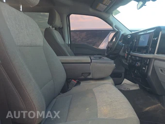 2025 Ford Super Duty F-250 XLT Crew Cab Medium Bed - miniatura 8