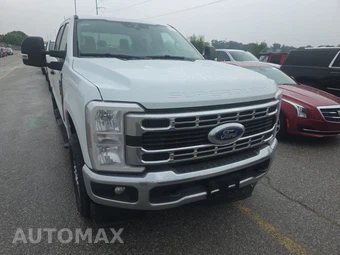 2025 Ford Super Duty F-250 XLT Crew Cab Medium Bed - miniatura 2