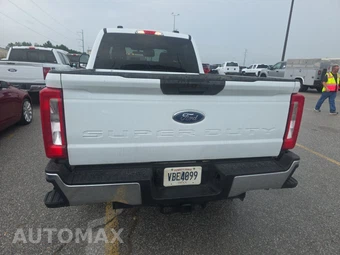 2025 Ford Super Duty F-250 XLT Crew Cab Medium Bed - miniatura 5