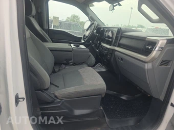 2025 Ford Super Duty F-250 XLT Crew Cab Medium Bed - miniatura 8