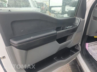 2025 Ford Super Duty F-250 XLT Crew Cab Medium Bed - miniatura 9