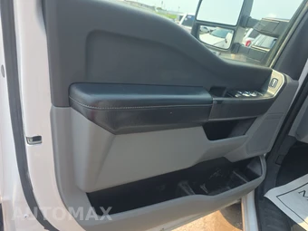 2025 Ford Super Duty F-250 XLT Crew Cab Medium Bed - miniatura 9