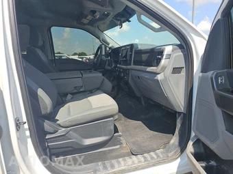 2025 Ford Super Duty F-250 XLT Crew Cab Medium Bed - miniatura 8