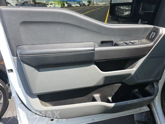 2025 Ford Super Duty F-250 XLT Crew Cab Medium Bed - miniatura 9