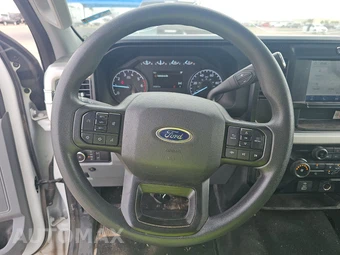 2025 Ford Super Duty F-250 XLT Crew Cab Medium Bed - miniatura 10