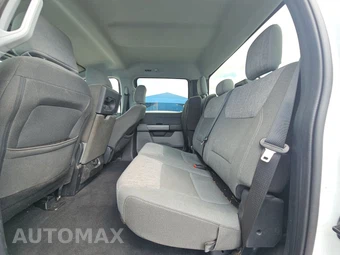 2025 Ford Super Duty F-250 XLT Crew Cab Medium Bed - miniatura 13