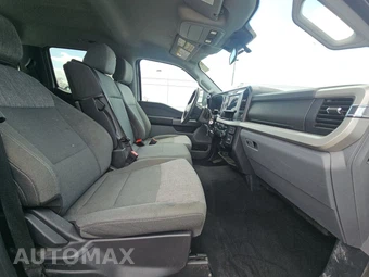 2025 Ford Super Duty F-250 XLT Crew Cab Medium Bed - miniatura 8