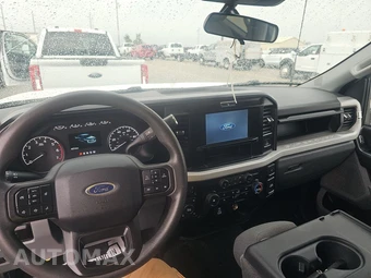 2025 Ford Super Duty F-250 XLT Crew Cab Medium Bed - miniatura 11