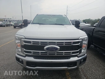 2025 Ford Super Duty F-250 XLT Crew Cab Medium Bed - miniatura 2