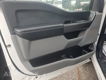 2025 Ford Super Duty F-250 XLT Crew Cab Medium Bed - miniatura 9